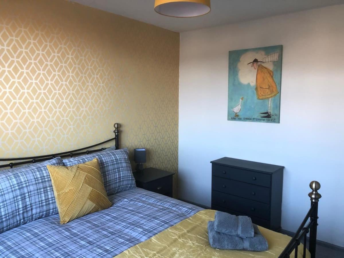 Rowan Place 5 Bedroom Off Street Parking Accommodation 杜伦 外观 照片